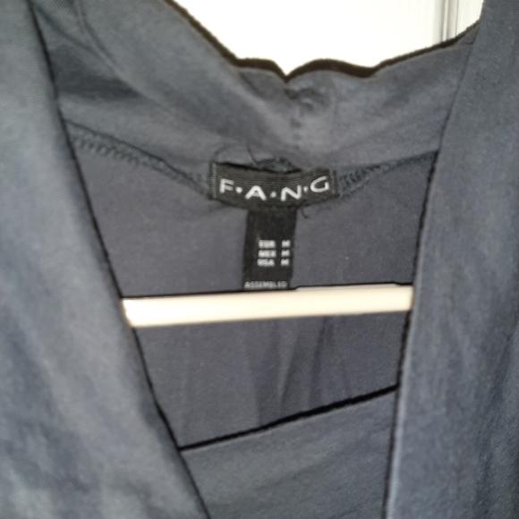 Grey top - Picture 2 of 2